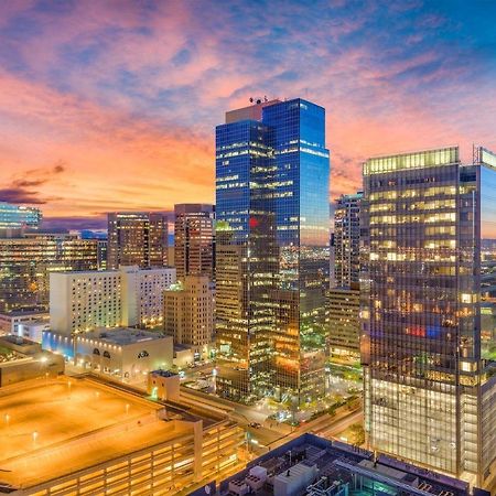 Couples Getaway Highrise Dwntown Phx Skyline Views Apartment Phoenix Luaran gambar